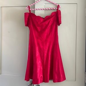 Adorable sweetheart neckline red vintage party dress